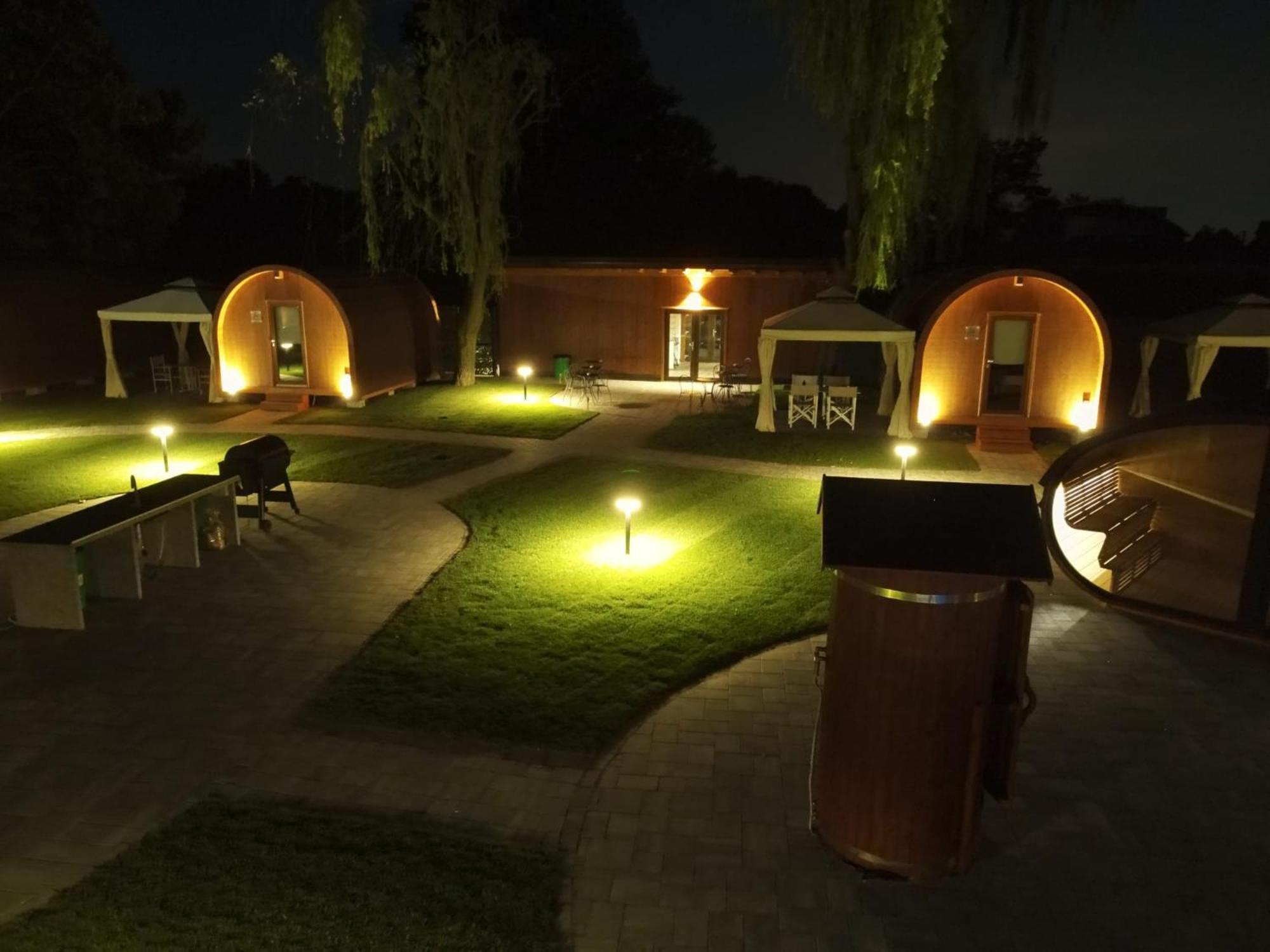 Vicolungo Glamour Lodge & Spa - Free Spa Hot Tub E Sauna Экстерьер фото