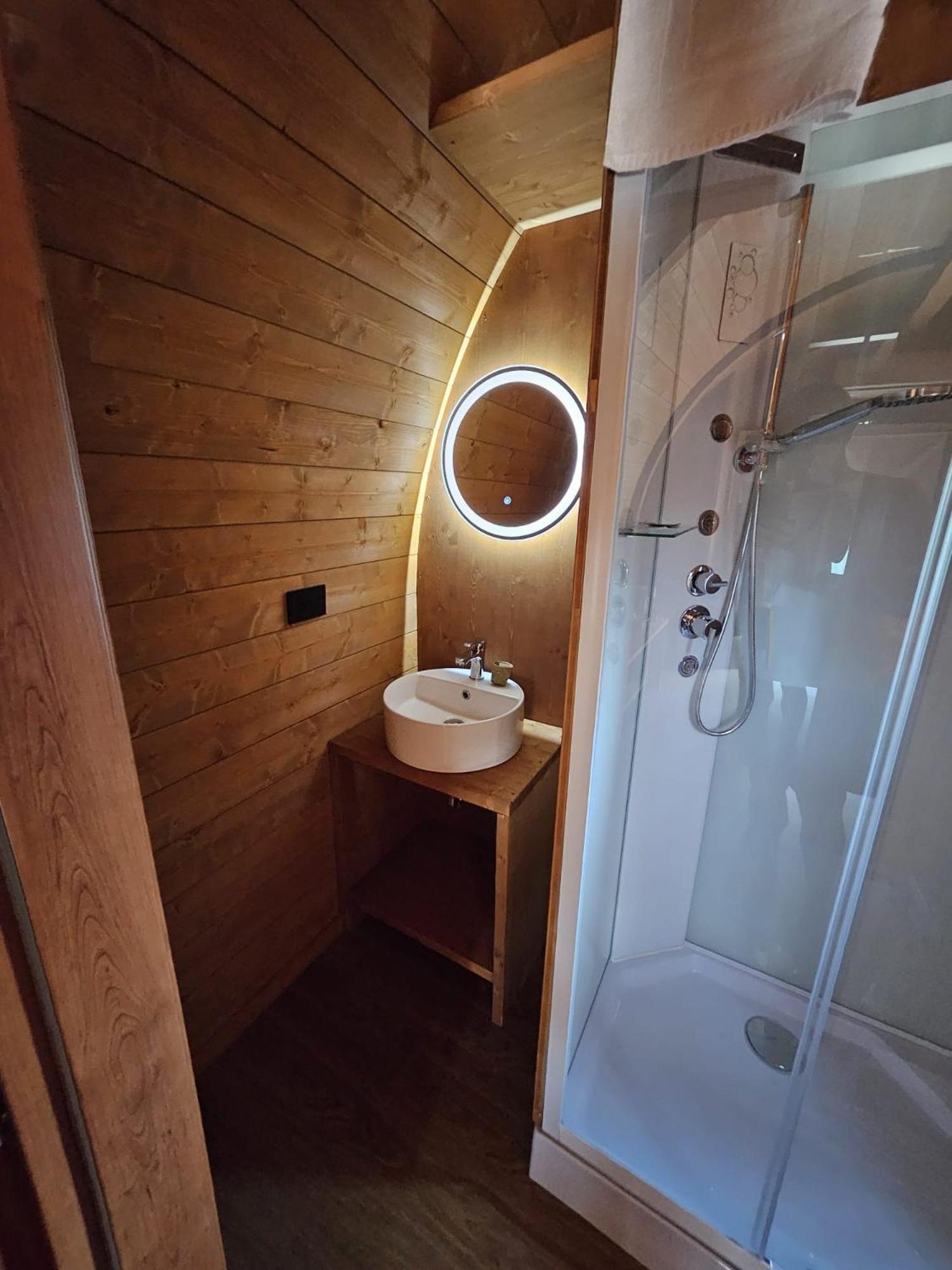 Vicolungo Glamour Lodge & Spa - Free Spa Hot Tub E Sauna Экстерьер фото